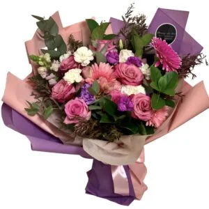 pink roses and gerberas bouquet