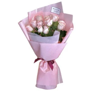 10 pink roses bouquet