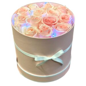 13 pink roses in hat box with led lights