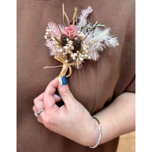 preserved flowers button hole boutonniere